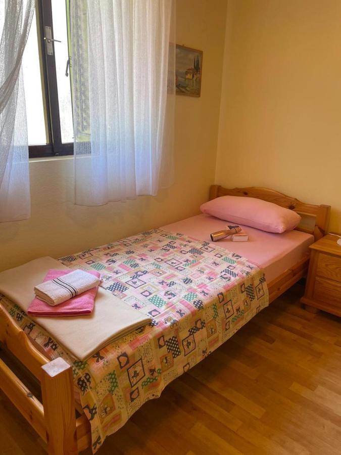 Dolce Notte Rooms Virpazar Bagian luar foto